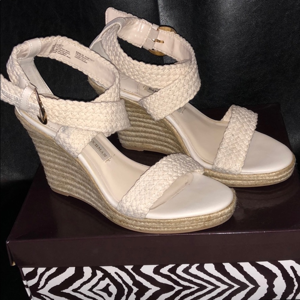 Dana Buchman cross cross with buckle wedges size 9